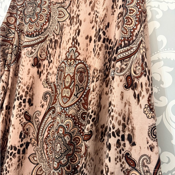4/$25 • Alia Beige & Brown Animal Paisley Print Top - Picture 3 of 4